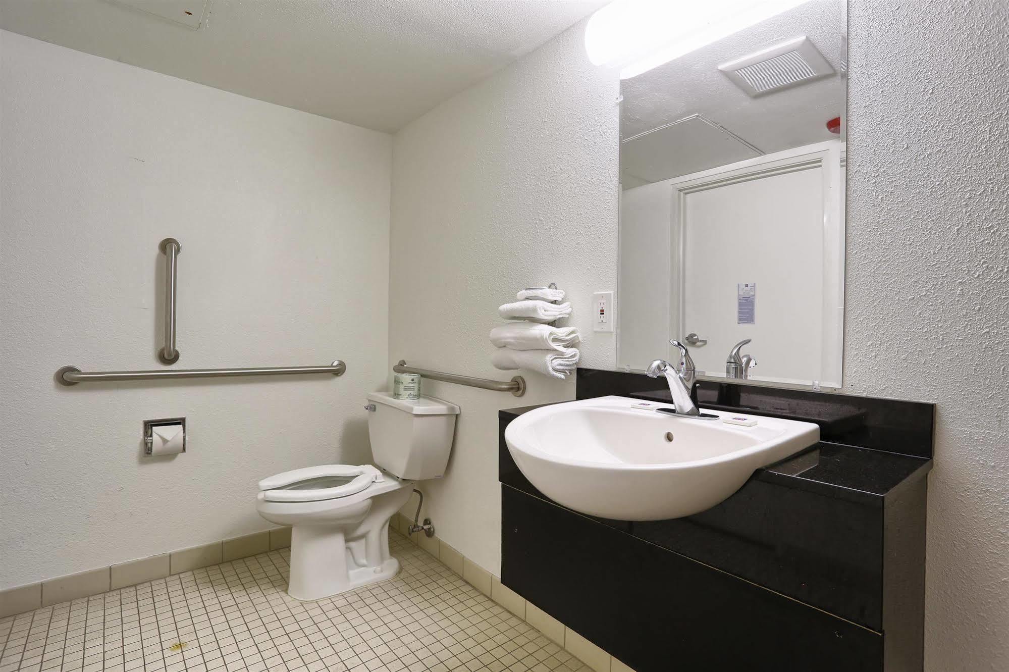 Motel 6-Pittsburg, Ca מראה חיצוני תמונה