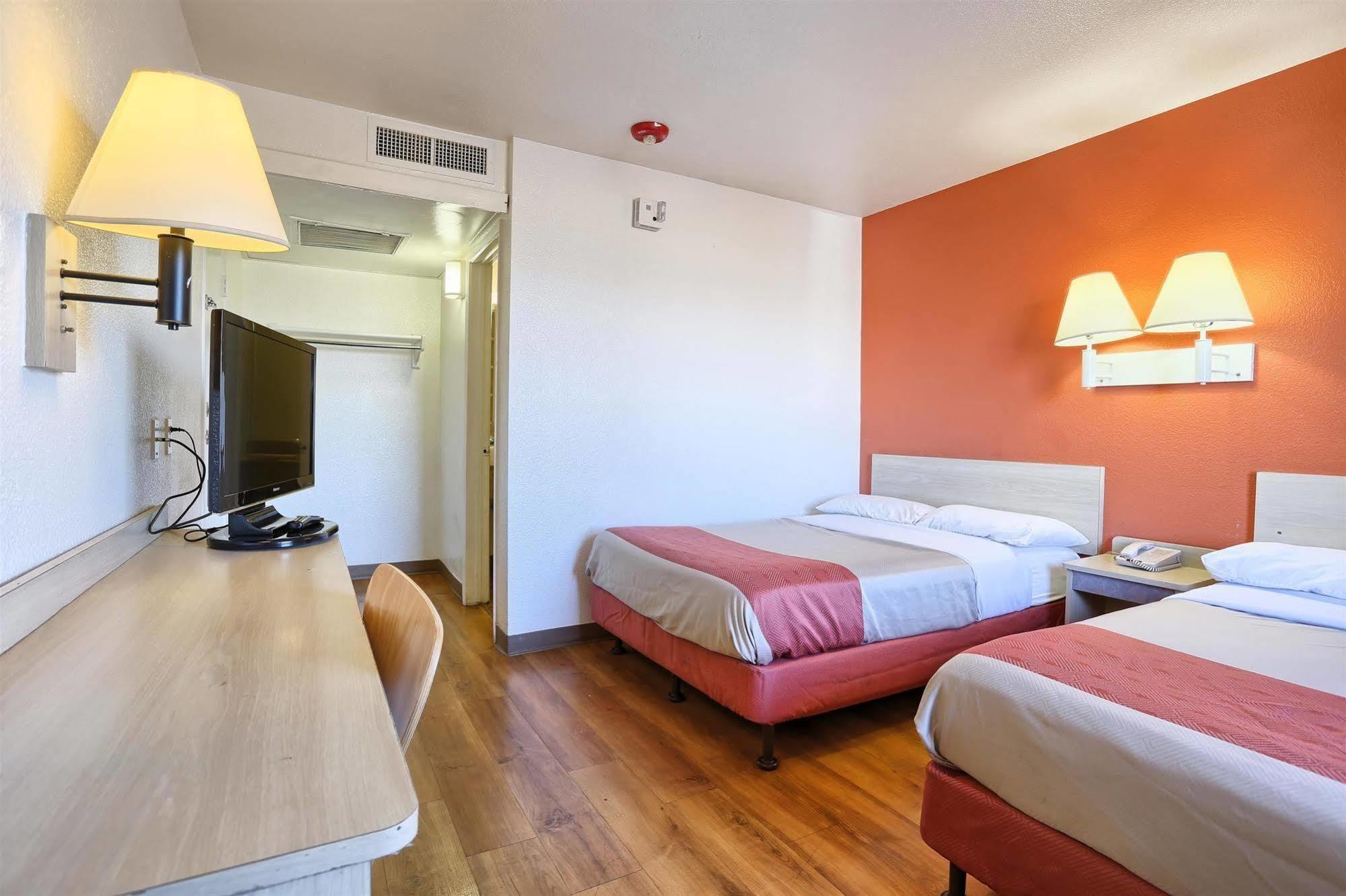Motel 6-Pittsburg, Ca מראה חיצוני תמונה