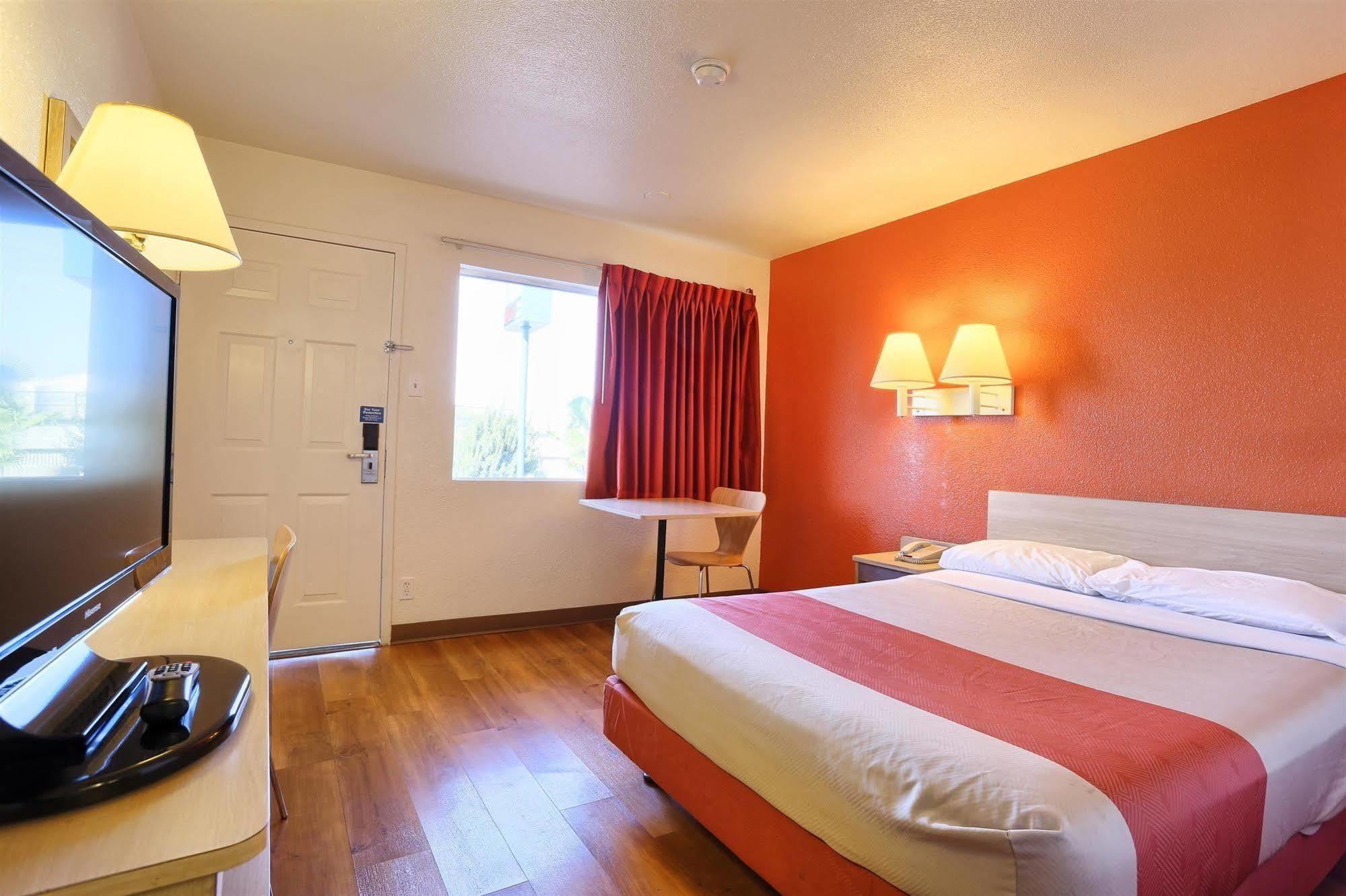 Motel 6-Pittsburg, Ca מראה חיצוני תמונה